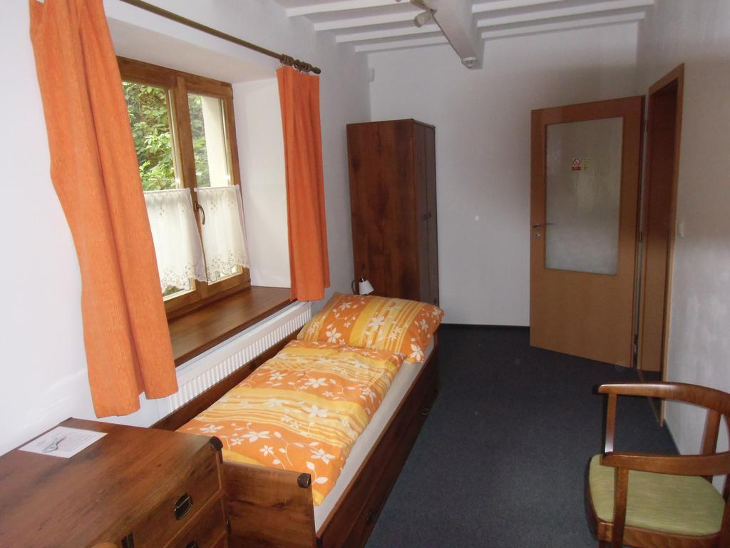 Penzion Pod Zámkem Zruc nad Sazavou Camera foto