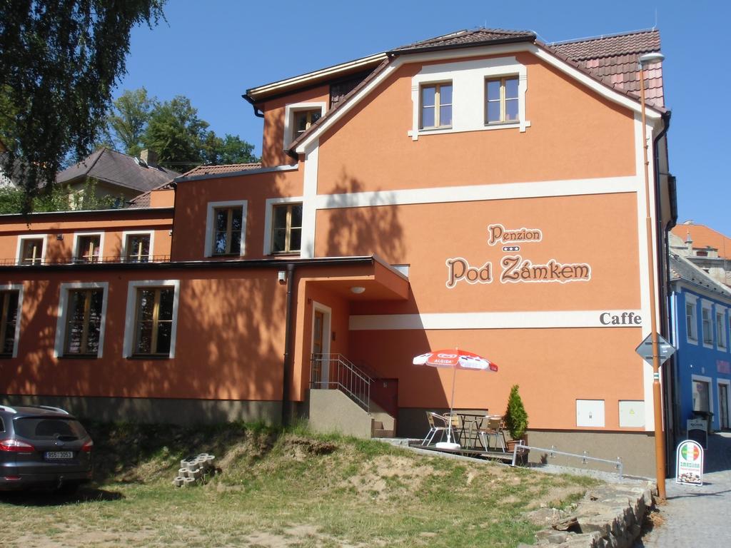 Penzion Pod Zámkem Zruc nad Sazavou Esterno foto